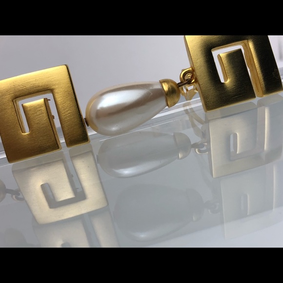 RARE VTG 80’S GIVENCHY “G” LOGO CLIP ON EARRINGS - Picture 6 of 9